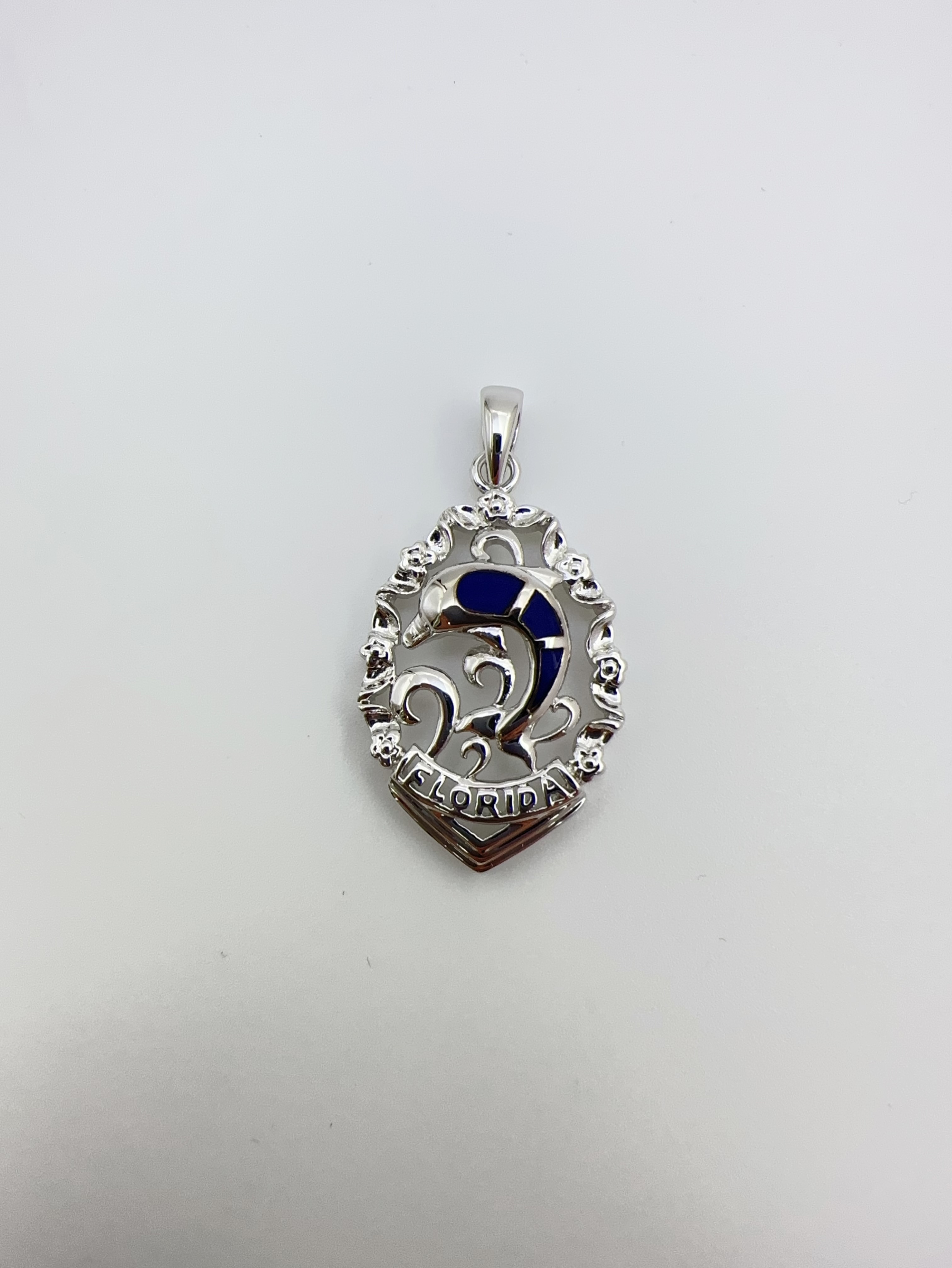 Qu'est-ce que les bijoux en &eacute;mail ?